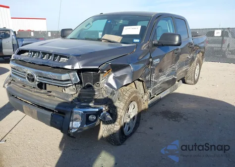 2016 Toyota Tundra Sr5 5.7L V8 z USA, uszkodzony, nr VIN 5TFDW5F11GX568756